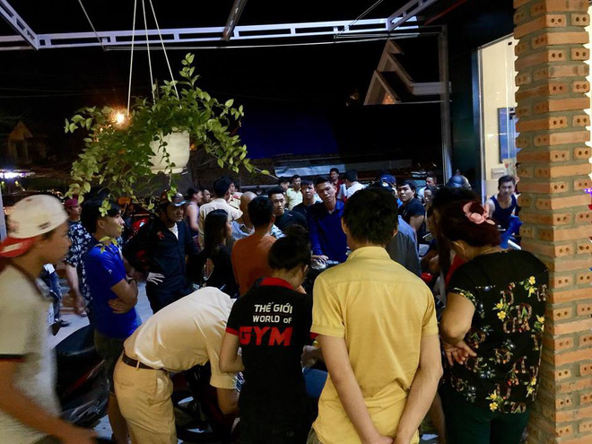 clip co gai thoat chet trong gang tac khi xe ban tai lao thang vao san phong gym