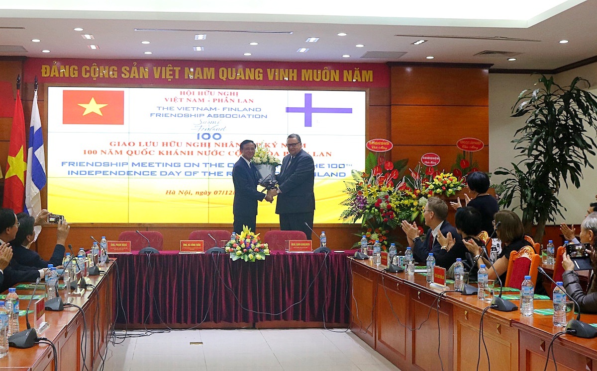 hoi huu nghi viet nam phan lan ky niem 100 nam quoc khanh phan lan