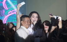 bo me kim ly sang viet nam gap go bo me ho ngoc ha