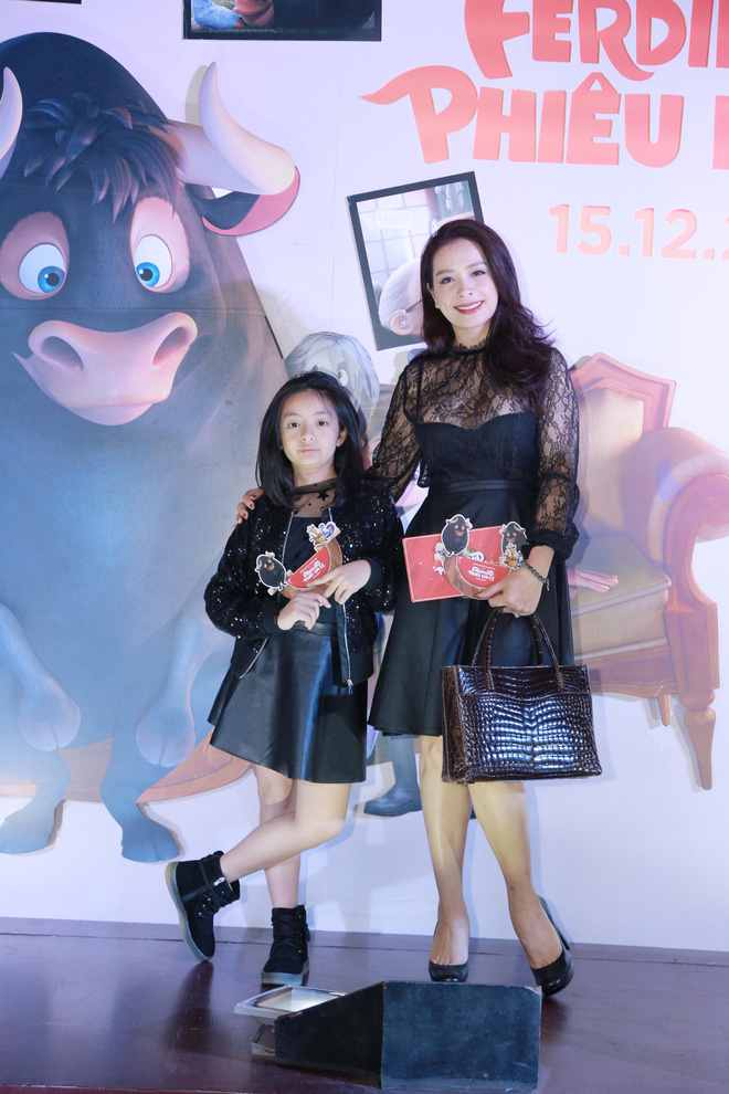 oc thanh van xuat hien tuoi tan sau on ao lam dai su cho cong ty my pham gia