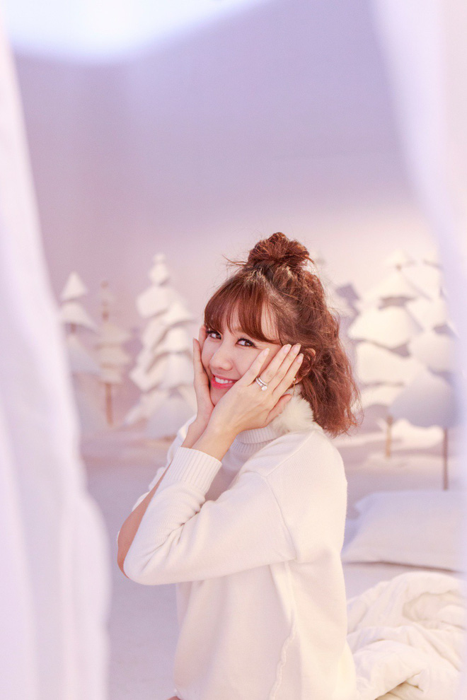 32 tuoi hari won van an dien trang diem nhu gai teen