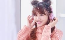 32 tuoi hari won van an dien trang diem nhu gai teen