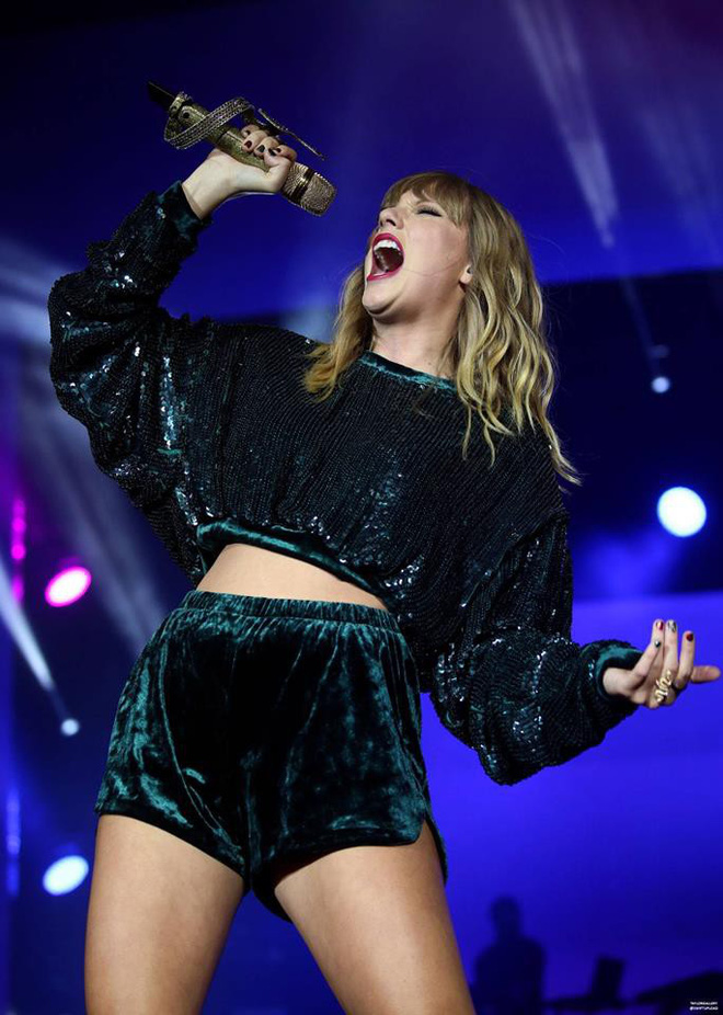 doi chan ty le va ng tri gia 40 trie u usd cu a taylor swift nay co n dau khi co nang dang tang can khong phanh the nay