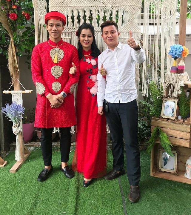 que ngoc hai mac ao dai trong le an hoi nguoi dep thuy phuong