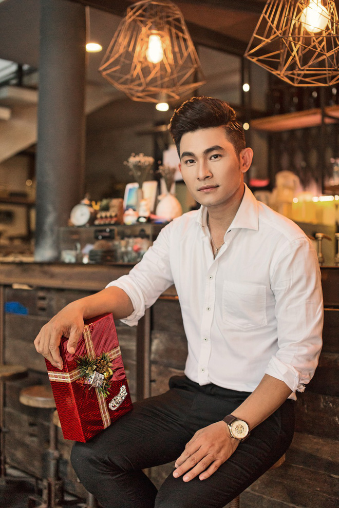 nguyen hong an hanh phuc mung tuoi moi ben me ruot