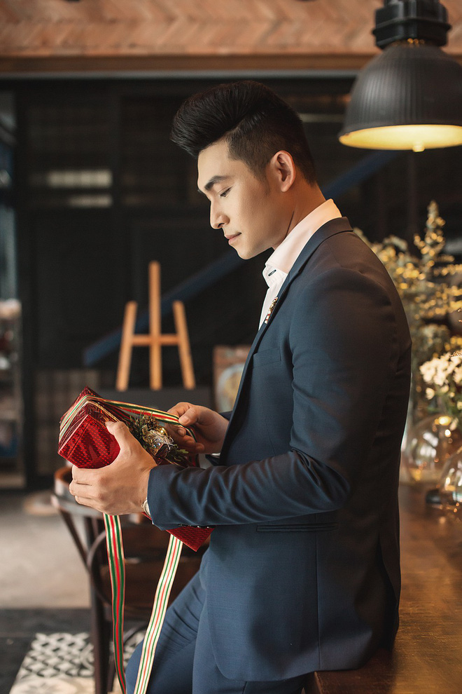 nguyen hong an hanh phuc mung tuoi moi ben me ruot