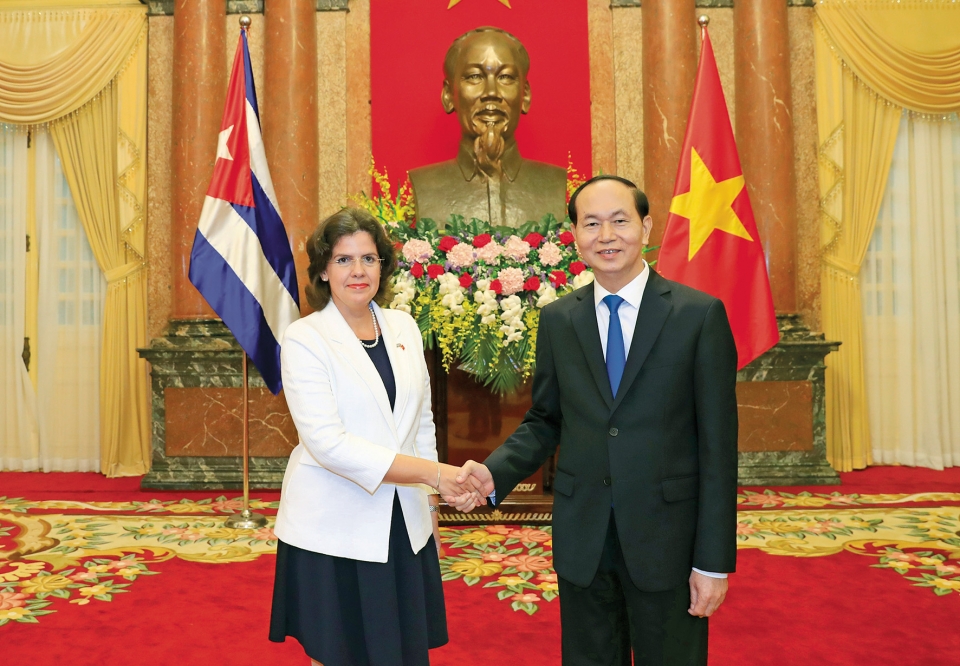 quan he viet nam cuba bieu tuong cua thoi dai