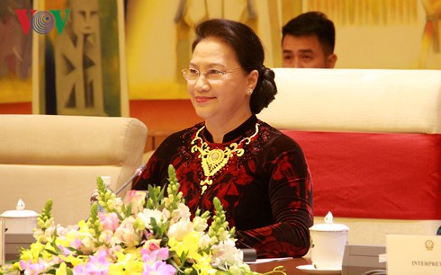 chu tich quoc hoi nguyen thi kim ngan hoi dam voi chu tich ha vien ma roc