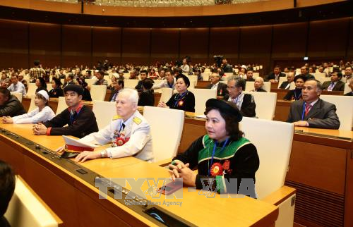 pho chu tich quoc hoi gap mat cac dai bieu dan toc thieu so tieu bieu