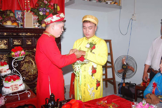 cap doi dong tinh nam gay xon xao voi dam cuoi hanh phuc sau 6 nam hen ho