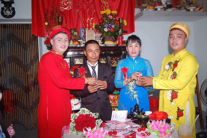 cap doi dong tinh nam gay xon xao voi dam cuoi hanh phuc sau 6 nam hen ho