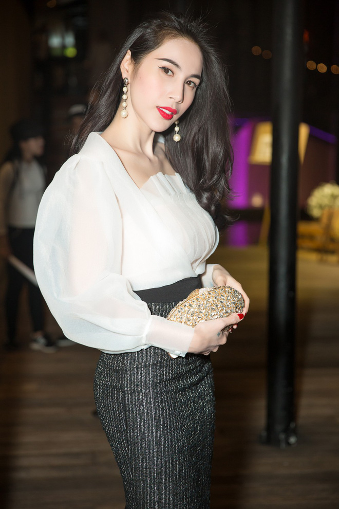 thuy tien an can chinh trang phuc cho cong vinh truoc dam dong