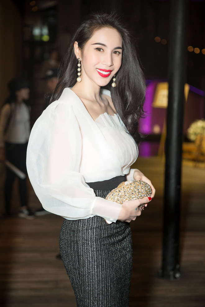 thuy tien an can chinh trang phuc cho cong vinh truoc dam dong