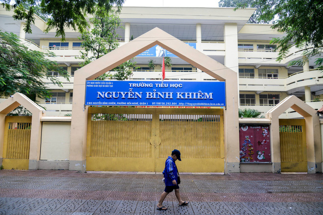 anh huong cua bao tembin gay mua rao va gio giat nguoi sai gon co ro trong cai lanh 21 do c