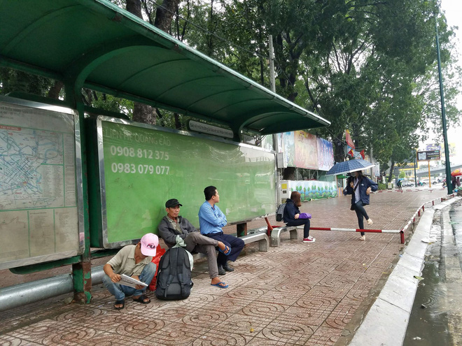 anh huong cua bao tembin gay mua rao va gio giat nguoi sai gon co ro trong cai lanh 21 do c