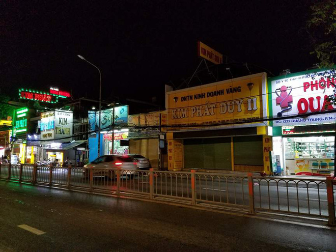 du bao tembin da doi huong nhieu cua hang o sai gon van dong cua cho nhan vien nghi lam tu som