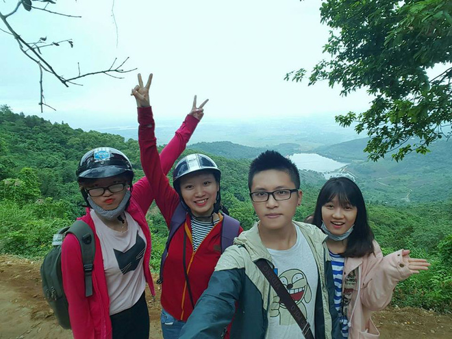 sinh vien 21 tuoi lam them mua tang o to 800 trieu nan ni nua nam bo me moi nhan qua