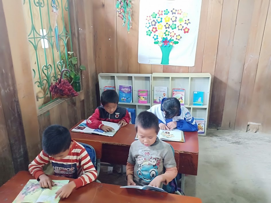 tro giang cho hoc sinh dan toc thieu so mot mo hinh nhieu loi ich