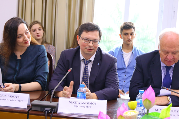 dai hoc tong hop lien bang vien dong khai truong van phong dai dien tai ha noi