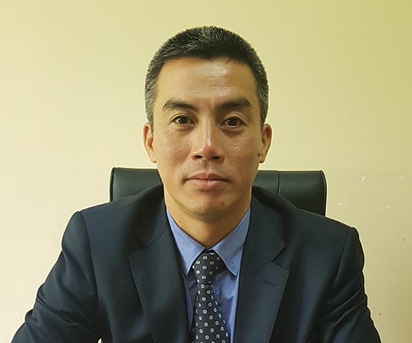 chuyen gia noi ve quyen con nguoi