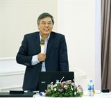Chuyên gia nói về quyền con người