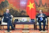 tai hien quang truong italia giua long ha noi