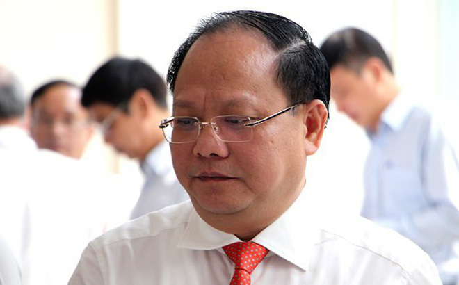 ong tat thanh cang bi cach chuc uy vien tu dang pho bi thu thuong truc tp ho chi minh