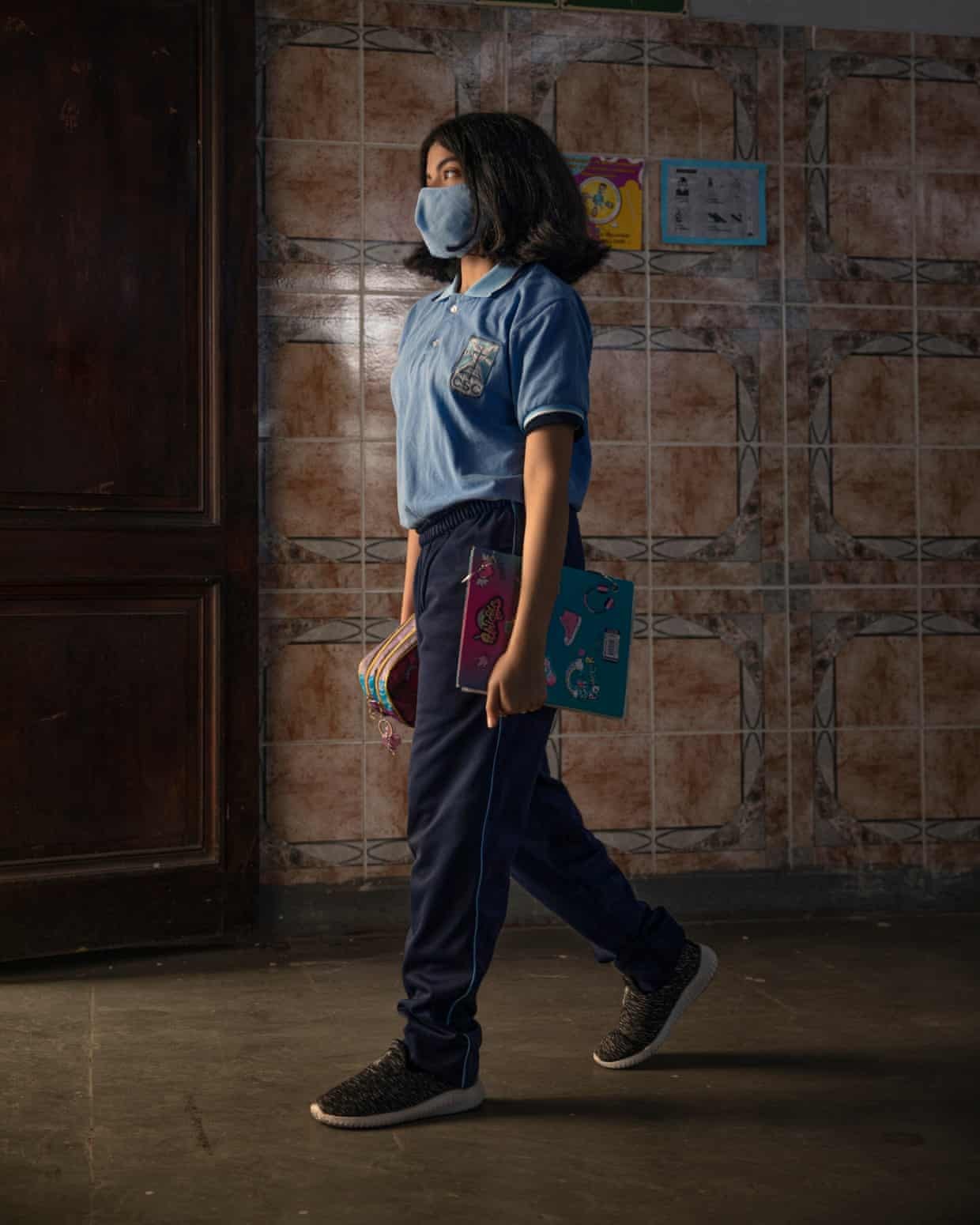 Mái tóc dài chấm gót của cô bé 12 tuổi Antonella Bordon vừa bị cắt ngắn