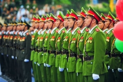 cong an lai xe gay tai nan co the bi tuoc danh hieu giang cap