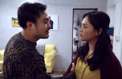"Về nhà đi con" tập 34: Vũ và Thư diễn kịch trước mặt bố mẹ