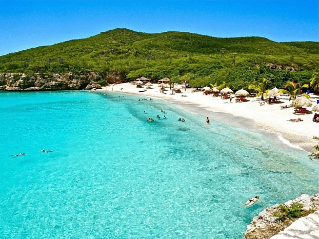 curacao la nuoc nao nam o dau doi bong manh the nao