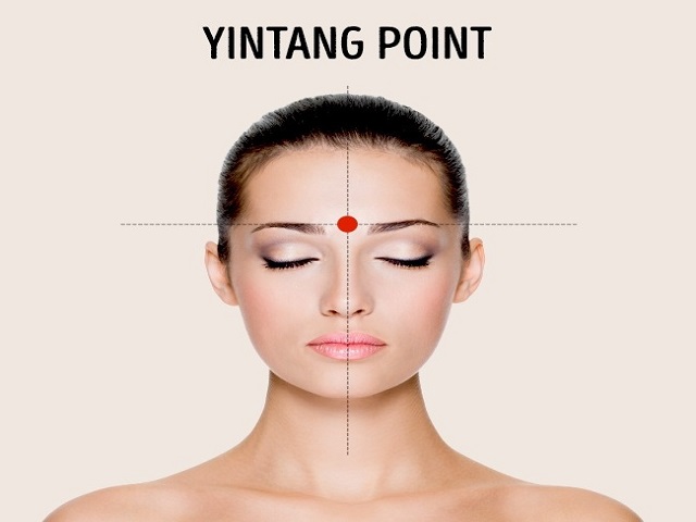 chi can bam nhung huyet nay se khoi dau dau trong 5 phut ma khong can dung thuoc