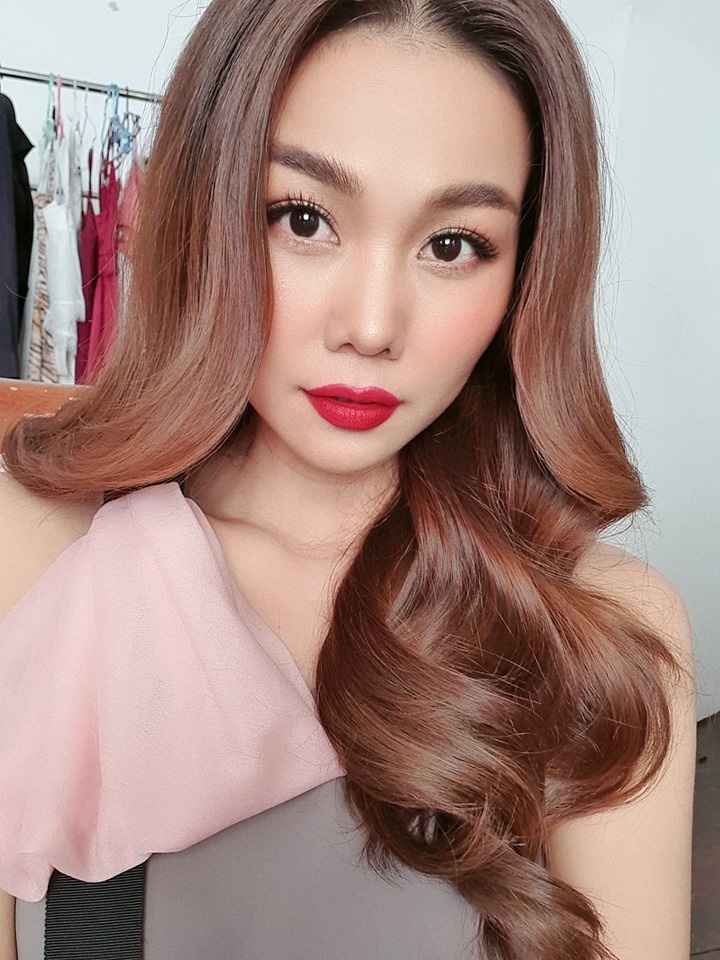 facebook sao viet hom nay 198 cuong dola cung vo moi dan subeo di du lich