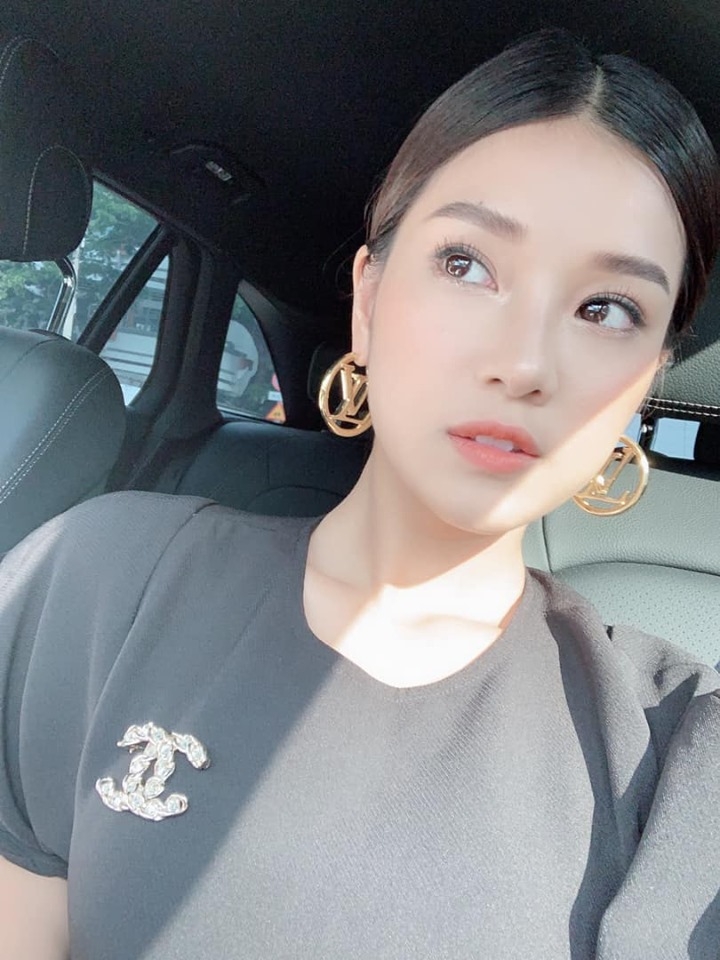 facebook sao viet hom nay 258 lan khue phu nhan viec photoshop vong 2 de song ao