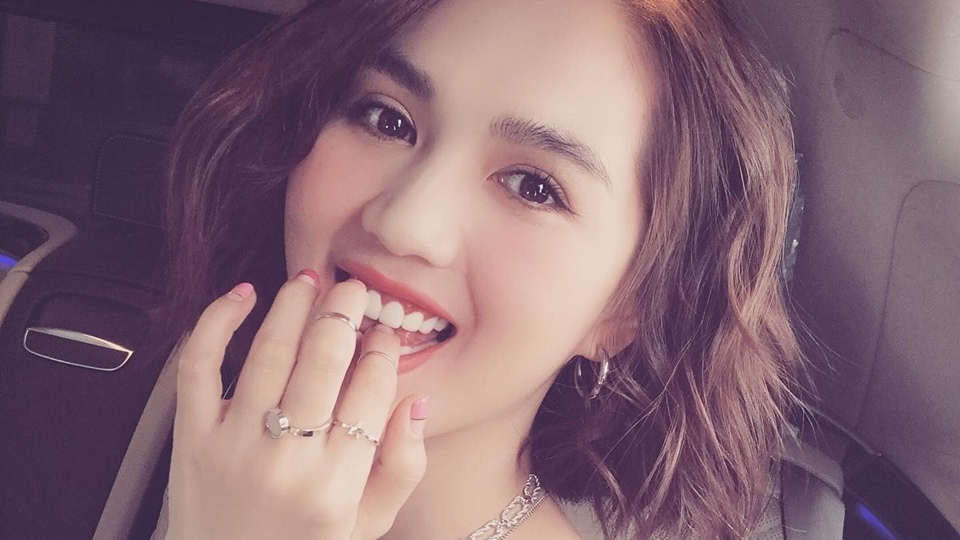 Tin giải trí sao Việt hôm nay (26/8): Thủy tinh thì dễ vỡ còn Ngọc Trinh thì dễ thương