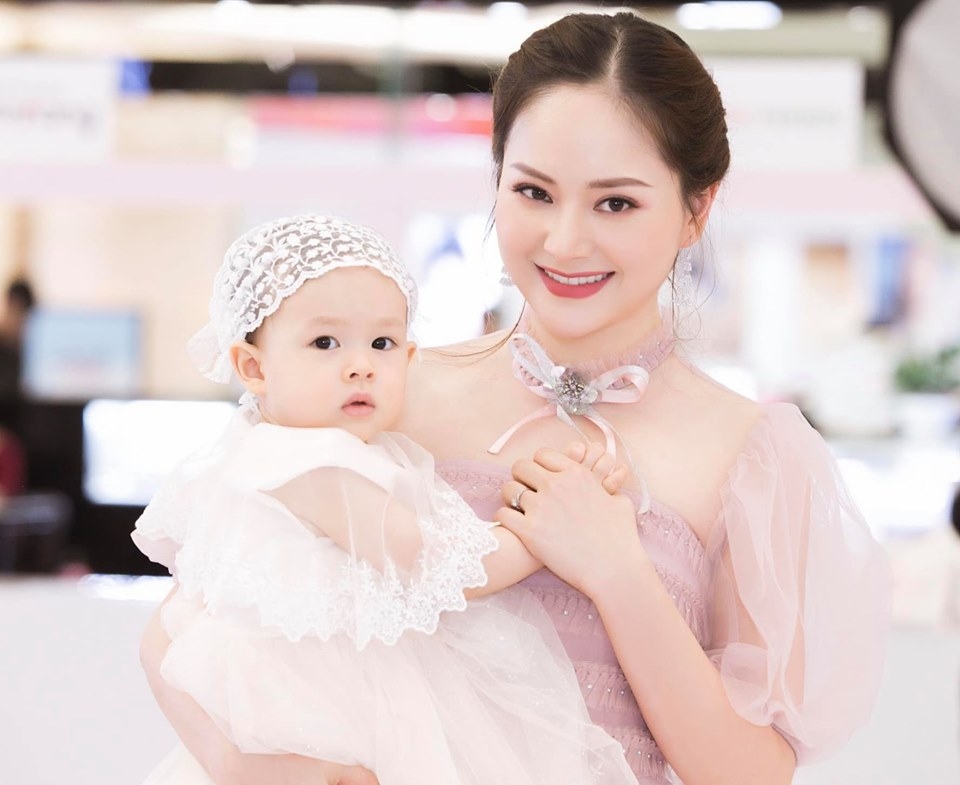 tin giai tri facebook sao viet hom nay 298 bich phuong ra mv moi di du dua di