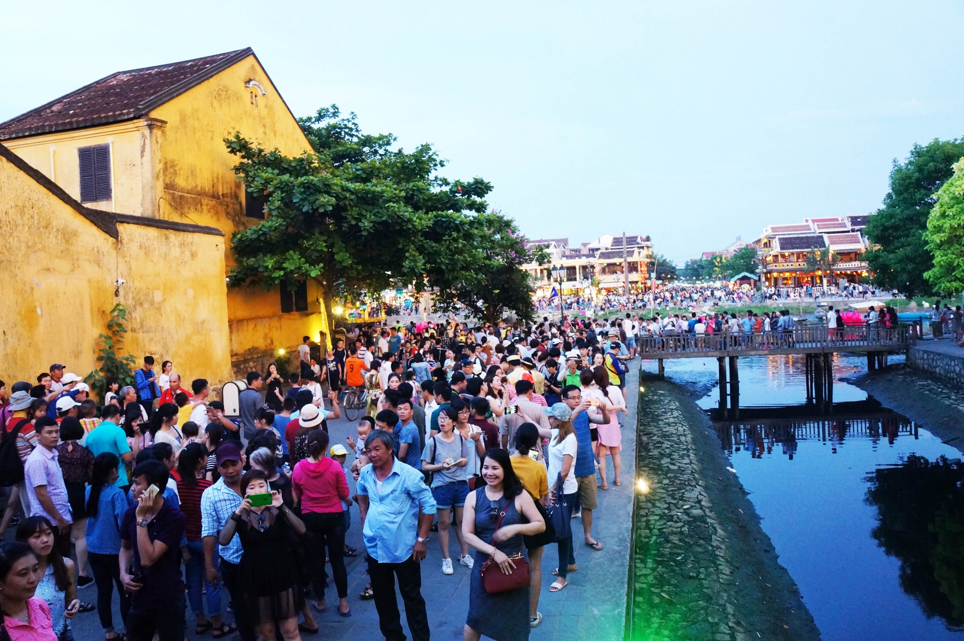 nhieu diem du lich co the se un tac qua tai dip nghi le 29