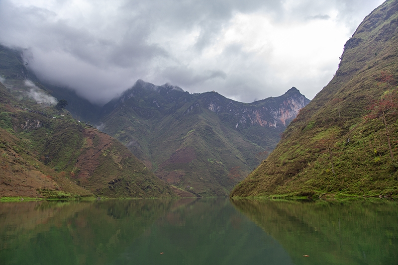 hem vuc tu san ha giang hem vuc ky vi nhat dong nam a