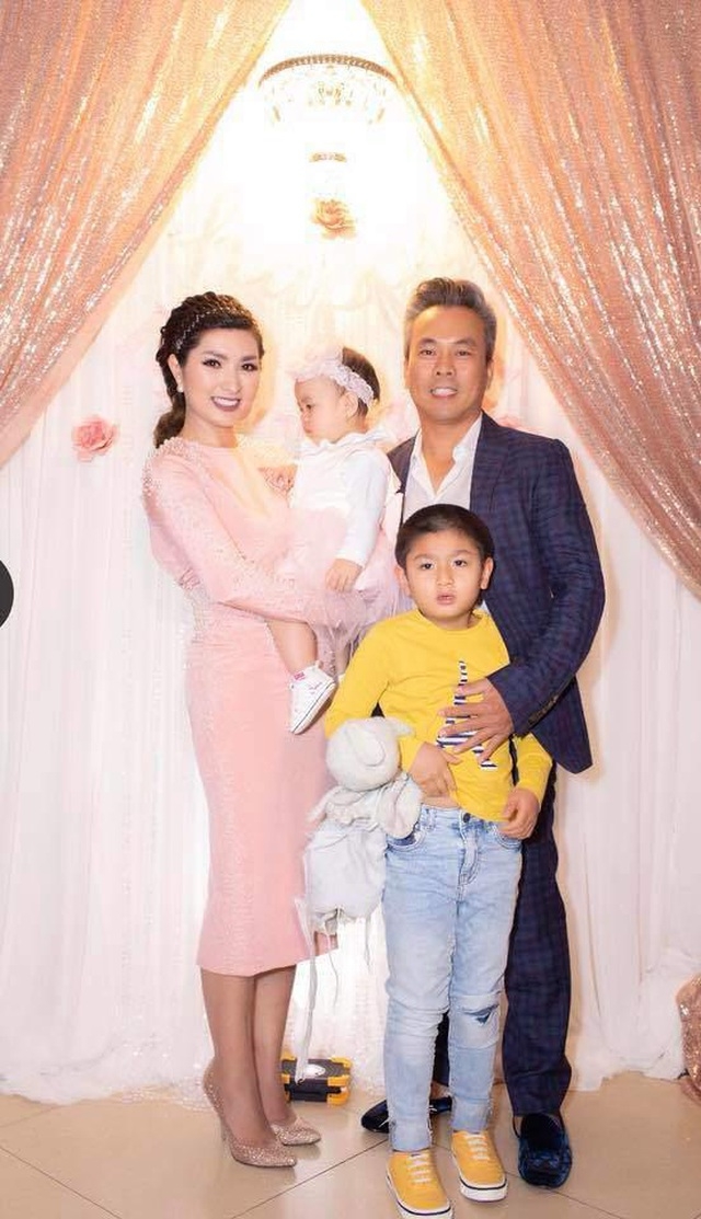 nhung ca si viet o my co hon nhan trac tro