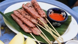 Món ngon Hà Nội: Lai rai những món ăn vặt phố cổ