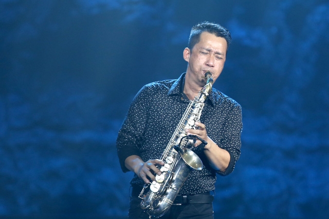 nghe si saxophone xuan hieu qua doi o tuoi 47 do ung thu tiet nieu