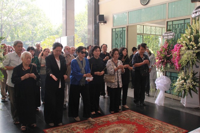 le vieng nsnd the anh trung uy phuong cua noi gio luon song trong long cong chung