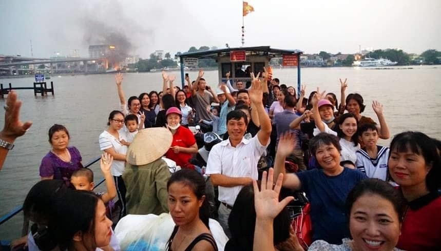 ben pha binh bieu tuong mot thoi cua hai phong dung hoat dong
