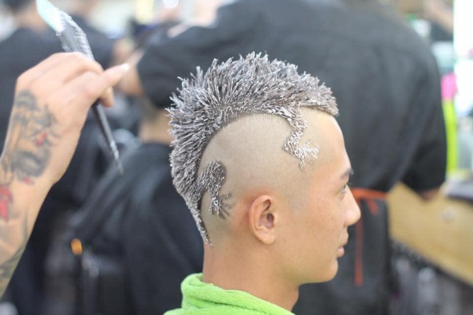 tin tu c sao vie t 2912 hoa i lam hu a he n comeback de nghe si hoa i linh khong tha t vo ng
