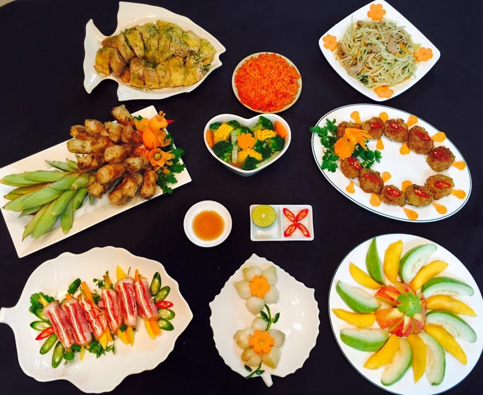 Mâm cơm cúng giao thừa năm Canh Tý 2020 gồm những món ăn gì? mam com cung giao thua nam canh ty 2020 gom nhung mon an gi