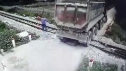 video nha may dien hat nhan boi tren bien cua nga chinh thuc hoat dong