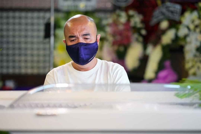 bat ngo danh tinh nguoi xin hoc bong 100 cua truong quoc te cho con gai mai phuong