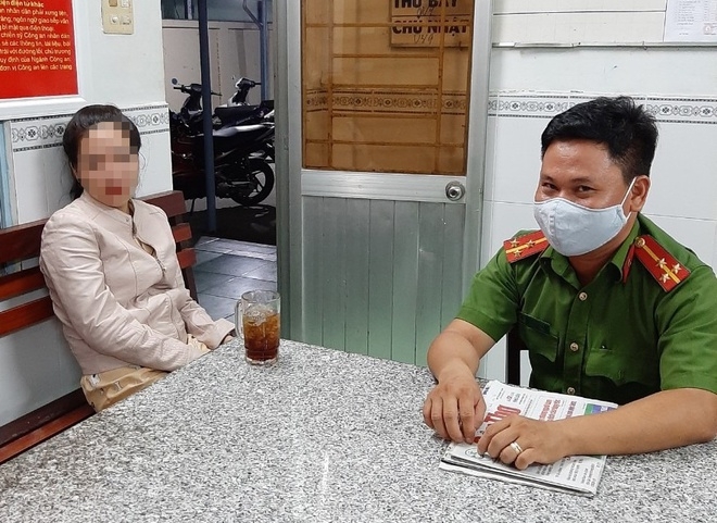 Thượng úy cảnh sát thuyết phục hơn 2 giờ đồng hồ, cứu cô gái định nhảy cầu Cần Thơ tự vẫn thuong uy canh sat thuyet phuc hon 2 gio dong ho cuu co gai dinh nhay cau can tho tu van