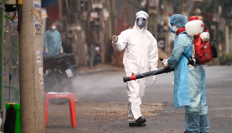 2 benh nhan covid 19 o me linh tiep xuc gan voi 316 nguoi