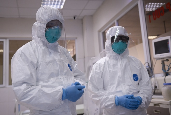 phi cong nguoi anh duong tinh tro lai covid 19 phoi ton thuong xau